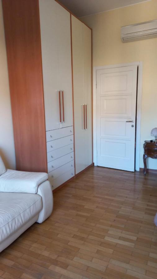 Ferienwohnung Casa Caldara Mailand Exterior foto